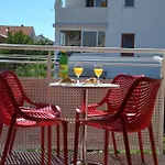 Apartment Klara Otium *