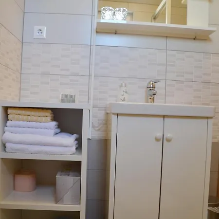 Klara Otium Apartment Krk Town